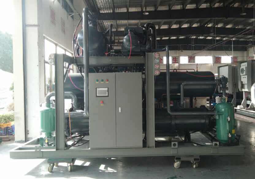 制藥業用水冷螺桿復疊式制冷機組